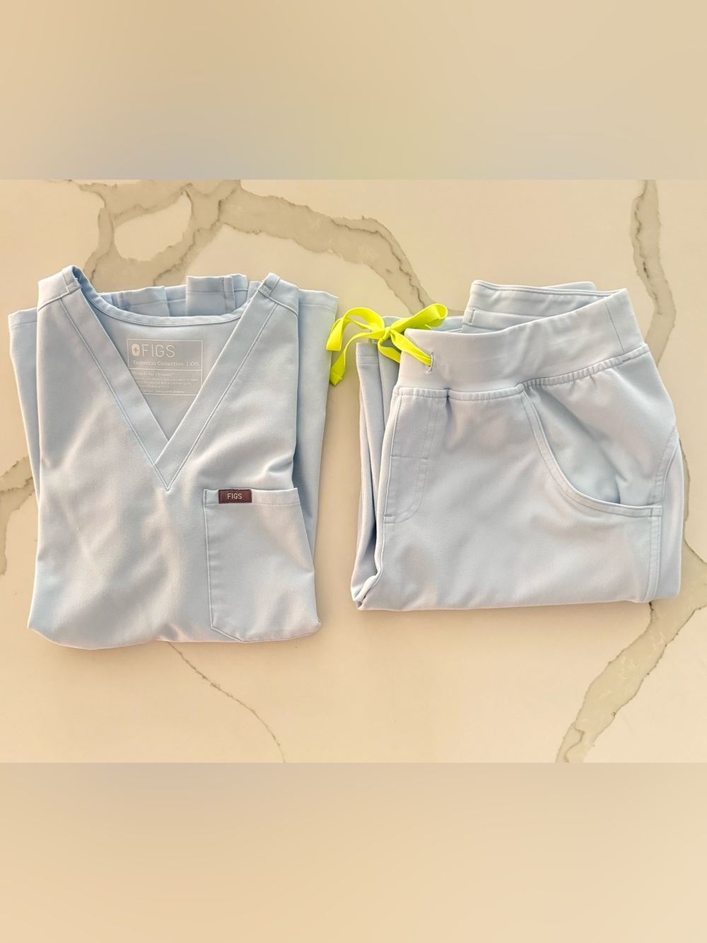 FIG Limited Edition Open Skies Scrub Set